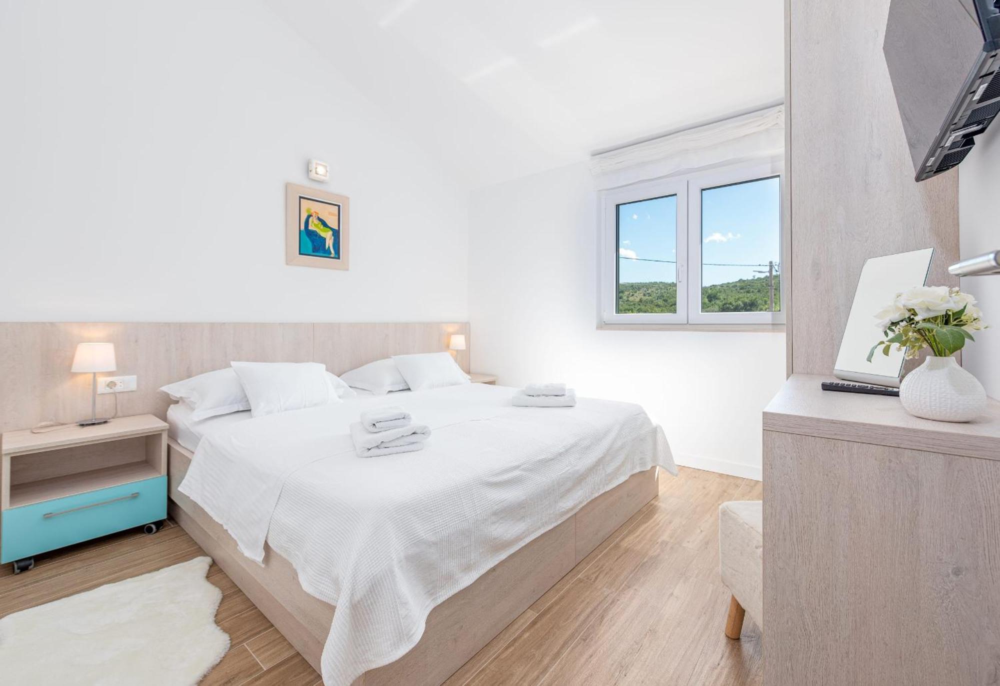 Villa Ivo Zadarvillas ヴィンイェラック エクステリア 写真