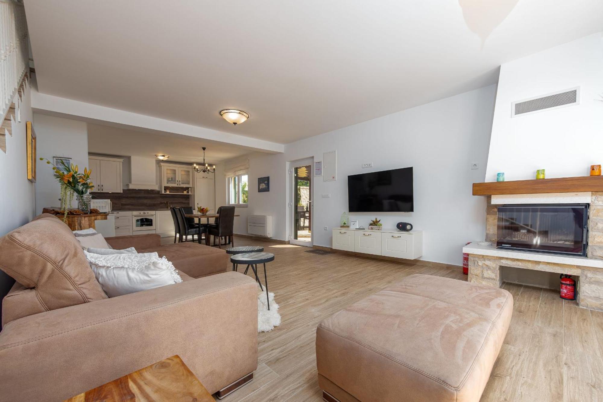 Villa Ivo Zadarvillas ヴィンイェラック エクステリア 写真