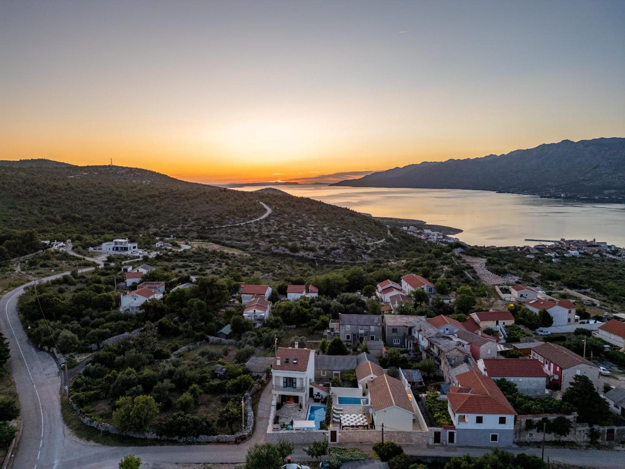 Villa Ivo Zadarvillas ヴィンイェラック エクステリア 写真