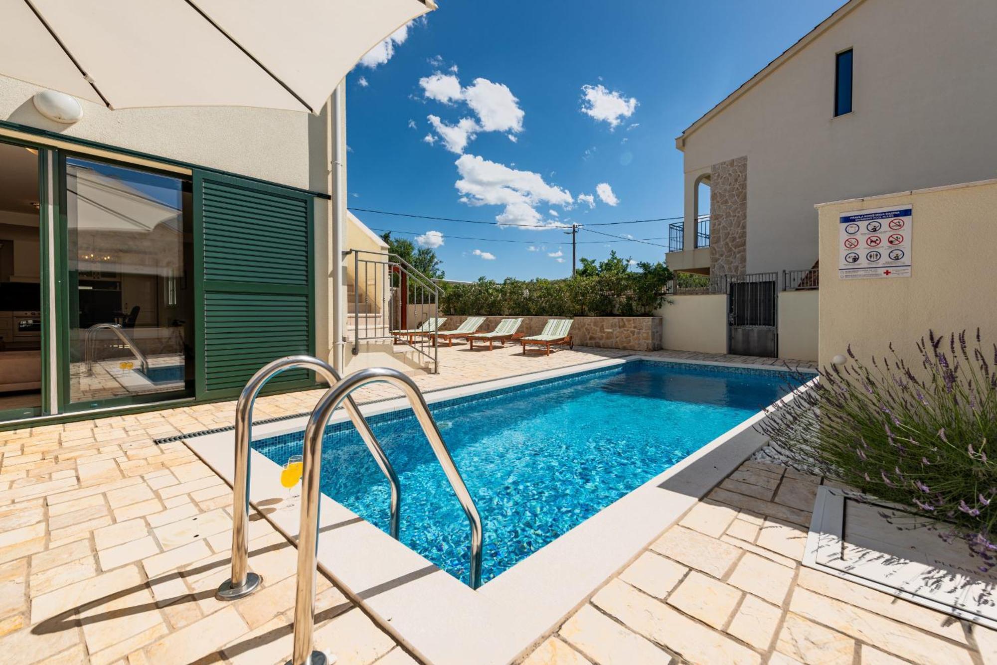 Villa Ivo Zadarvillas ヴィンイェラック エクステリア 写真