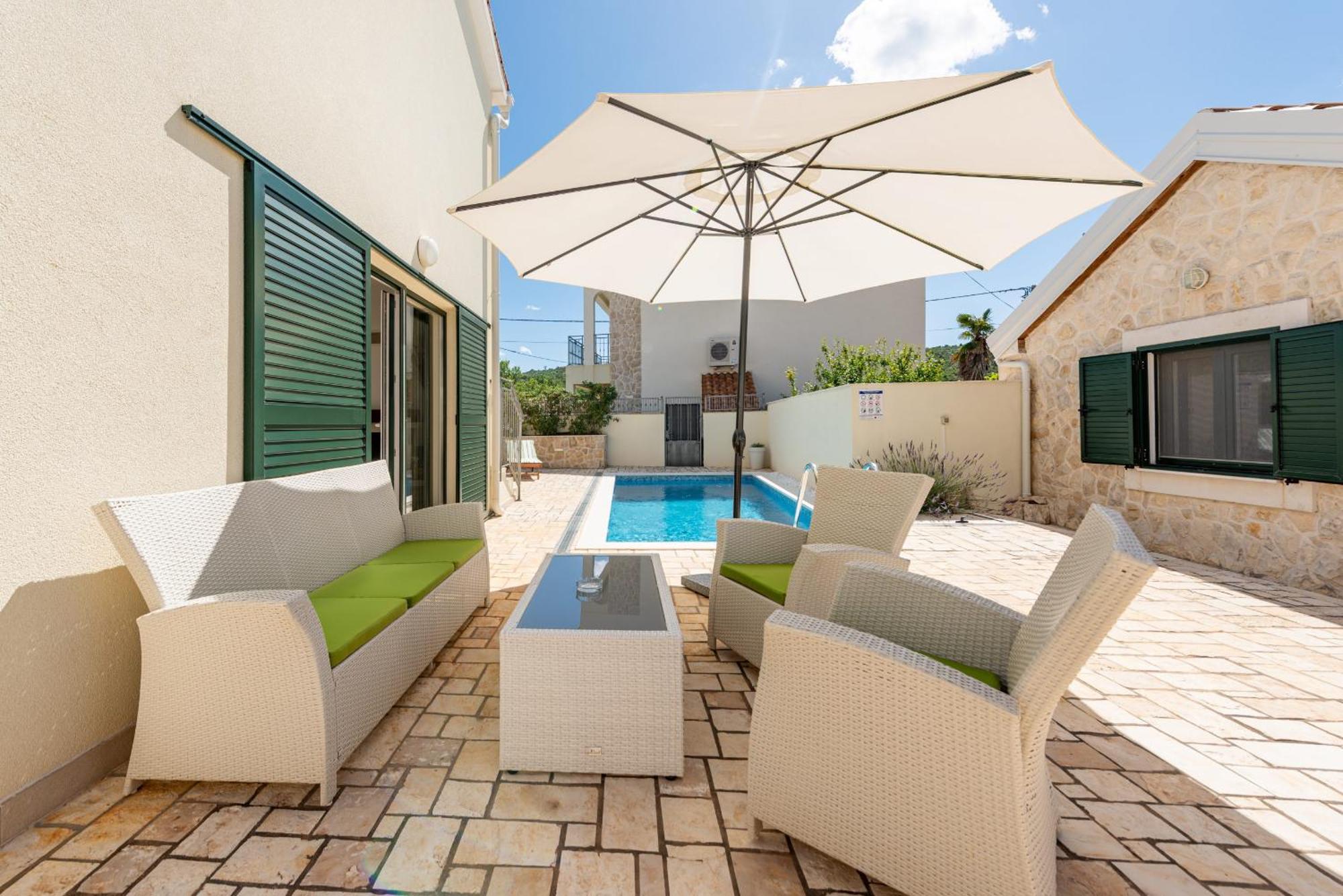 Villa Ivo Zadarvillas ヴィンイェラック エクステリア 写真