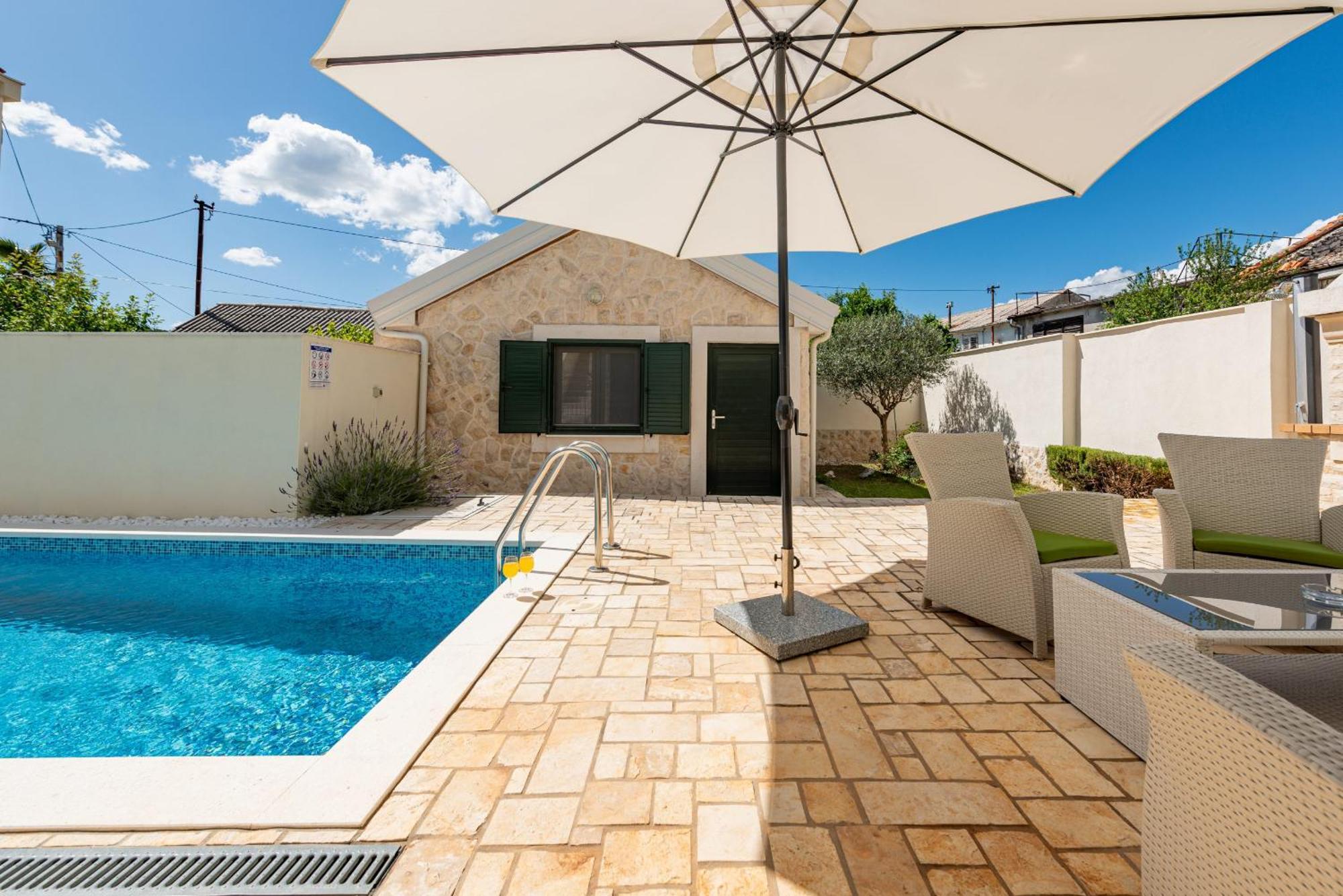 Villa Ivo Zadarvillas ヴィンイェラック エクステリア 写真